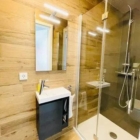 Luxury 2 Bedrooms With Parking&terrace - Cd5 *